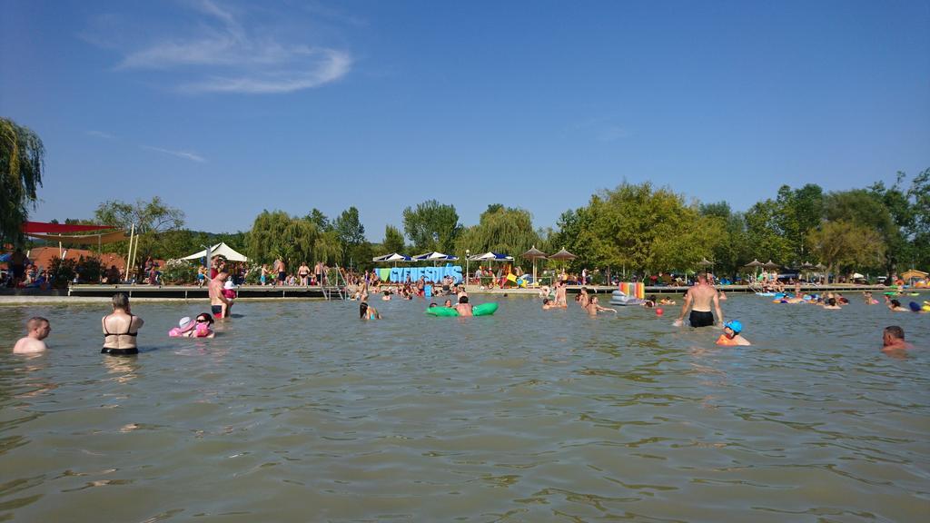 Rita Apartman Gyenesdias Bagian luar foto