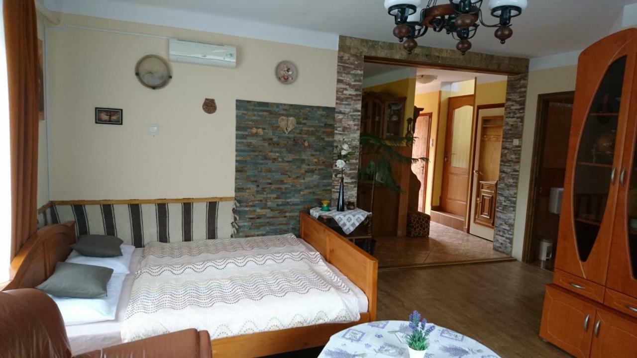 Rita Apartman Gyenesdias Bagian luar foto